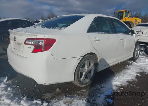 2013 Toyota Camry Se из США, поврежденный, VIN 4T1BF1FK9DU702821